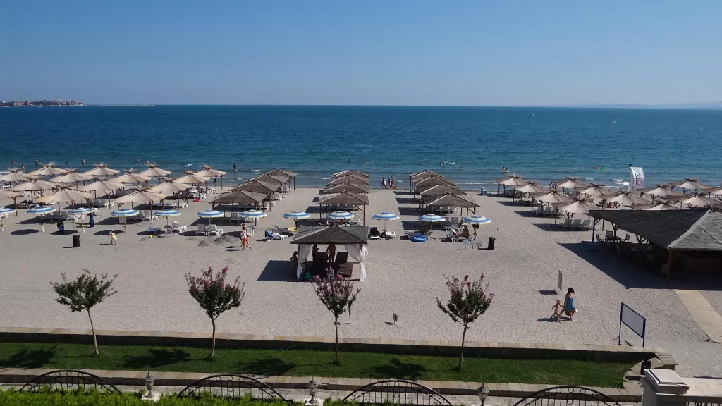 Sunset Resort Phase II - 5