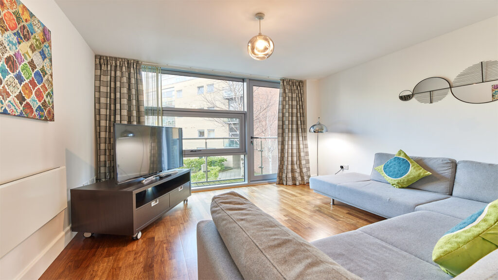 image_63f75624c7bc35_69248554